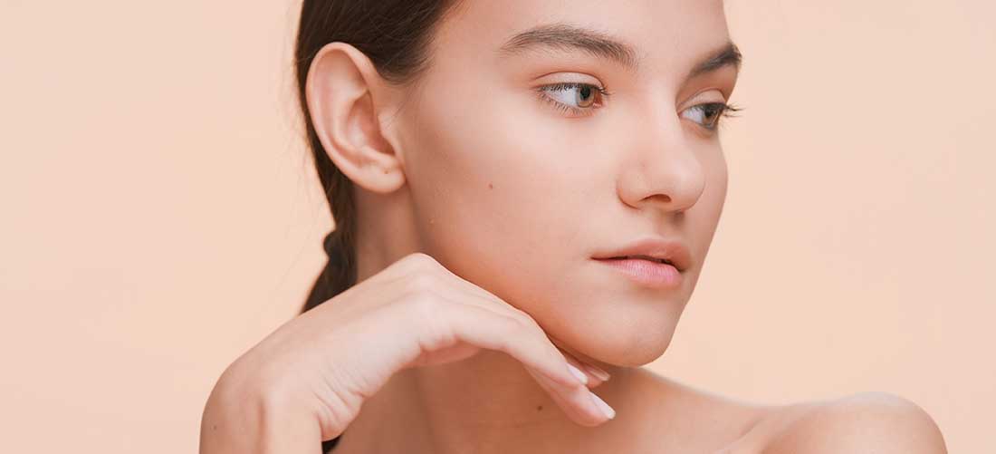 Les injections d'acide hyaluronique pour le Jaw Line contouring à Bordeaux